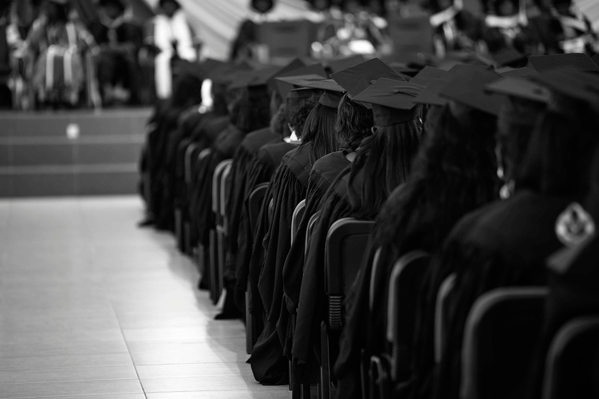 Black and white photo of a graduation ceremony.